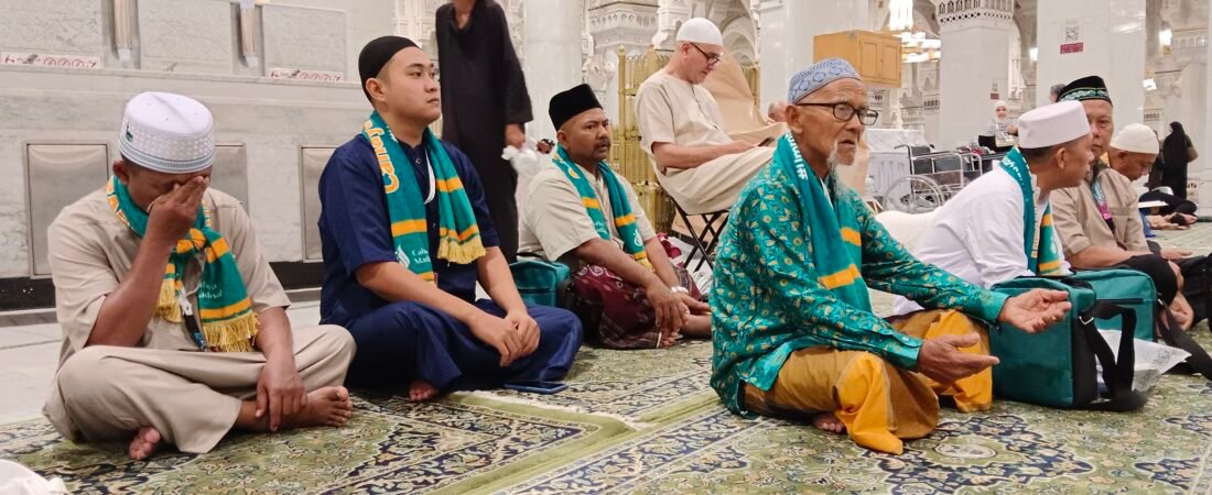 Keistimewaan Memberangkatkan Umroh Orang Tua, Ada 5 yang Wajib Anda Tahu